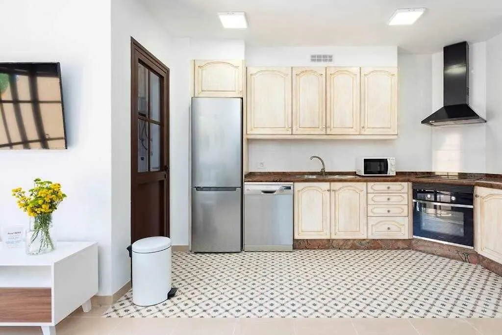 Sunnyland Apartment Costa Silencio Parking Arona  İspanya